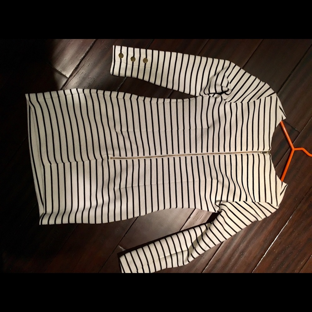 Striped Dynamite Dress - Picture 2 of 4